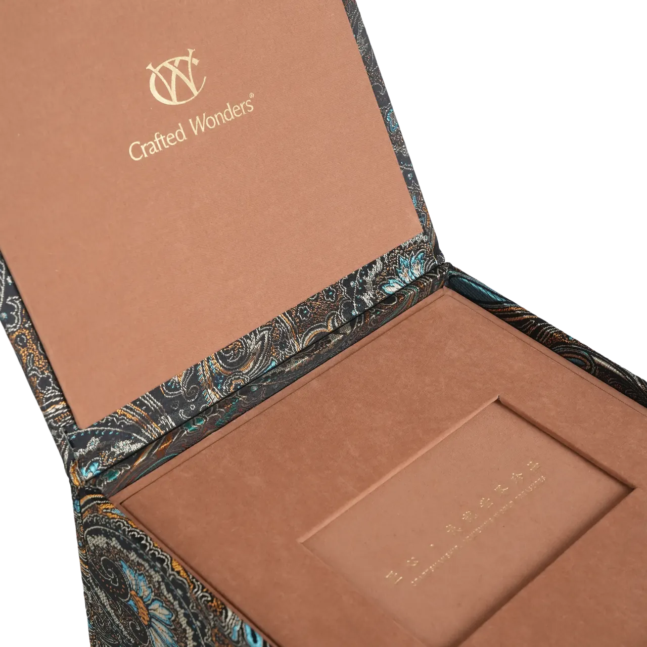Interior of the recorded presentation box for the porcelain set