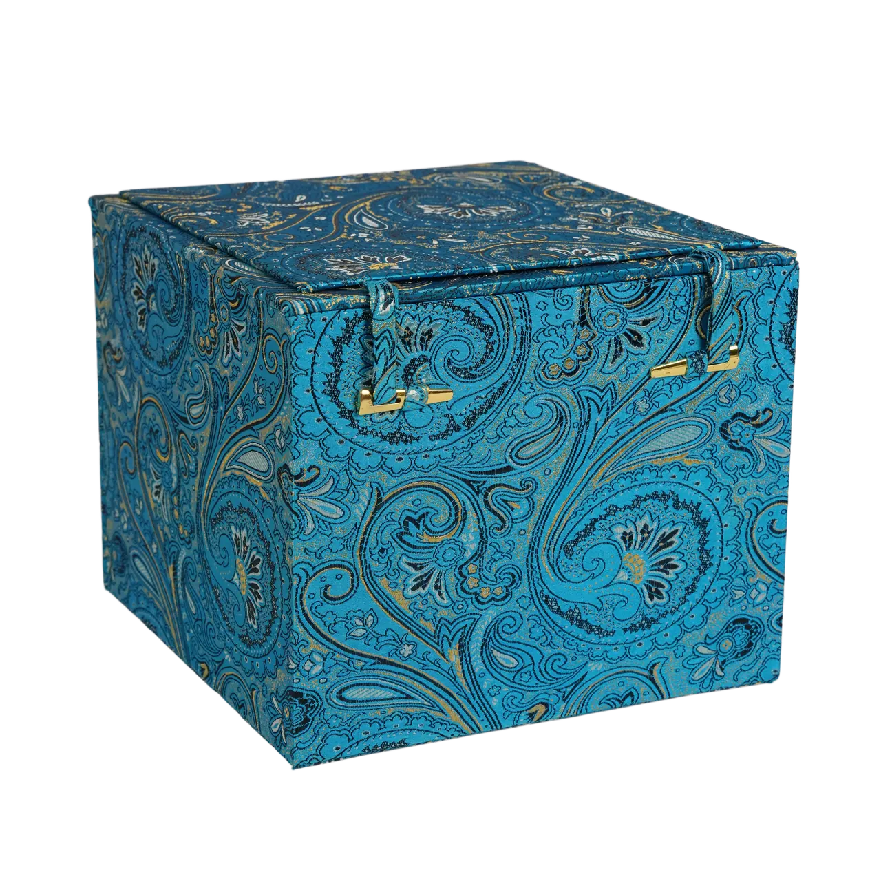 Porcelain work presented with its recorded box