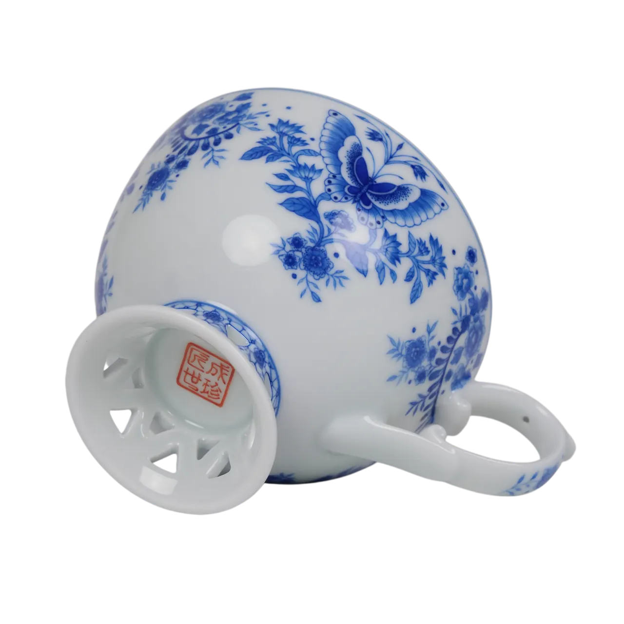 Underside and foot structure of the floral porcelain cup