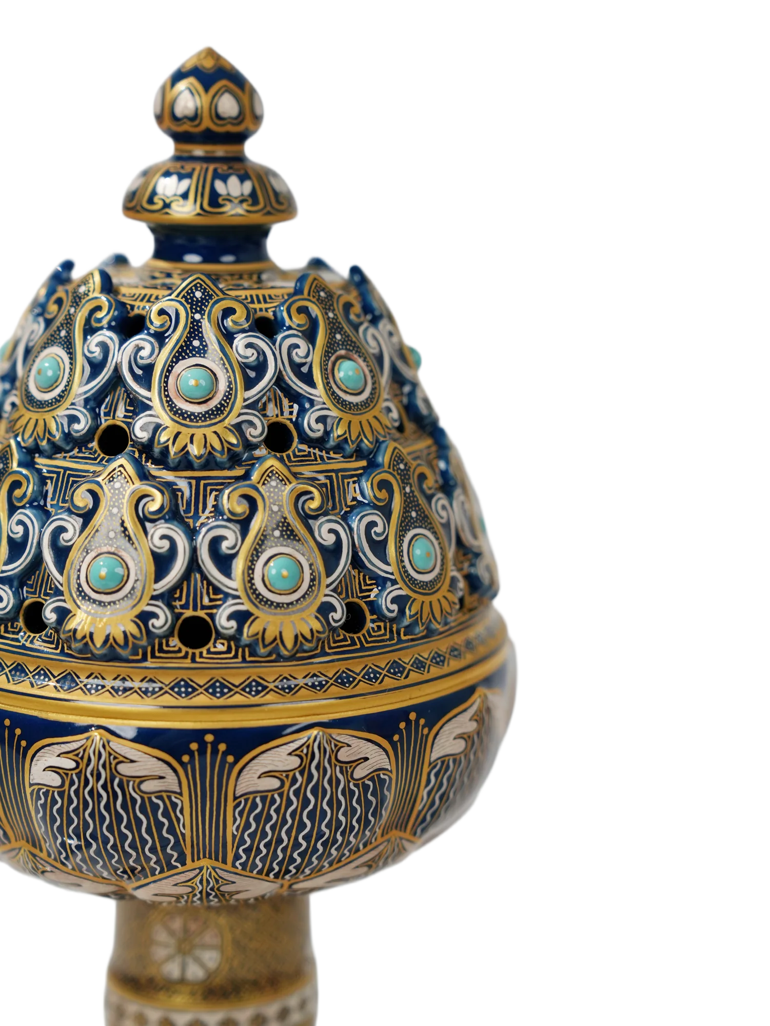 Heart of Sacred Realm — upper-body detail