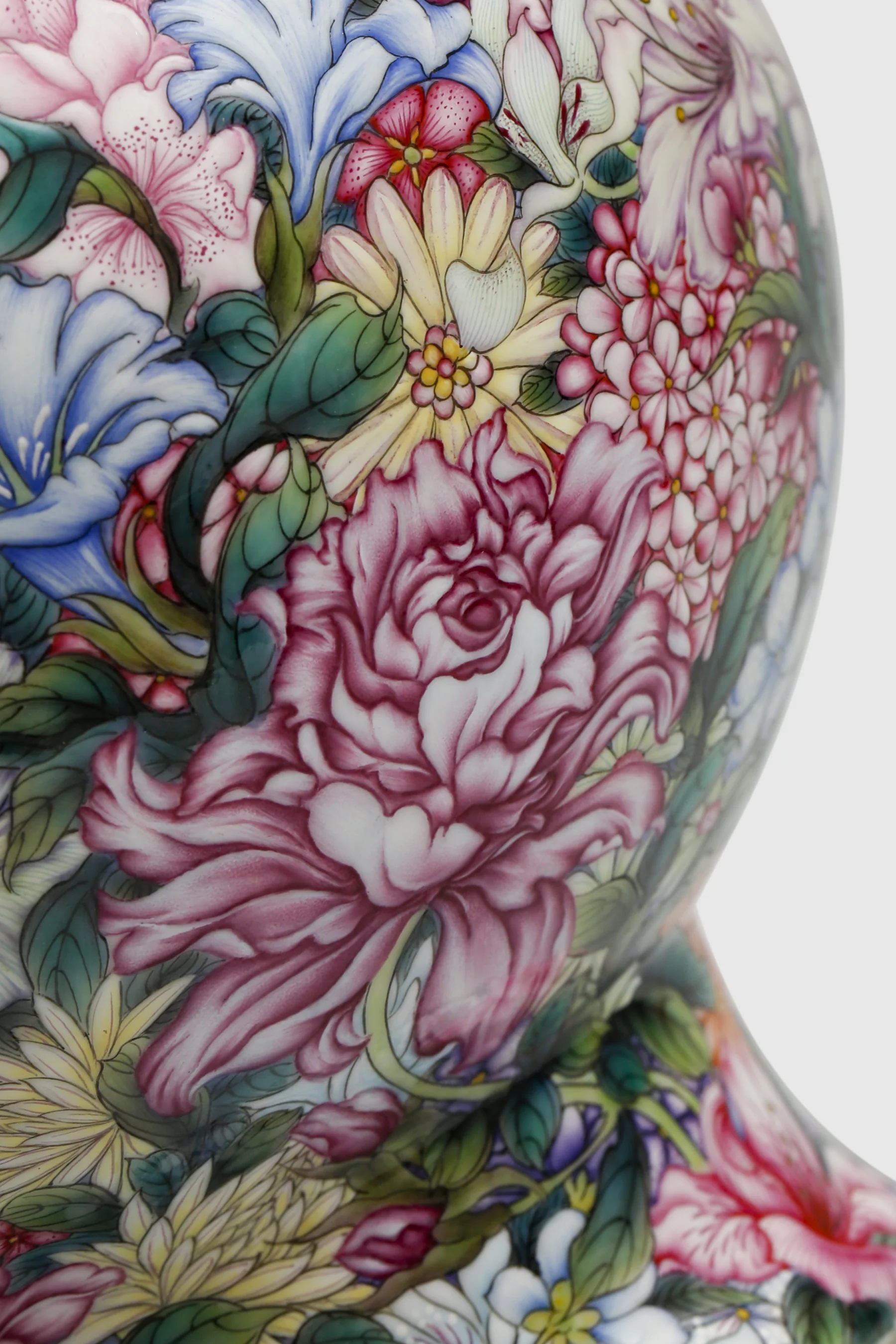 Floral Banquet — lower-body detail